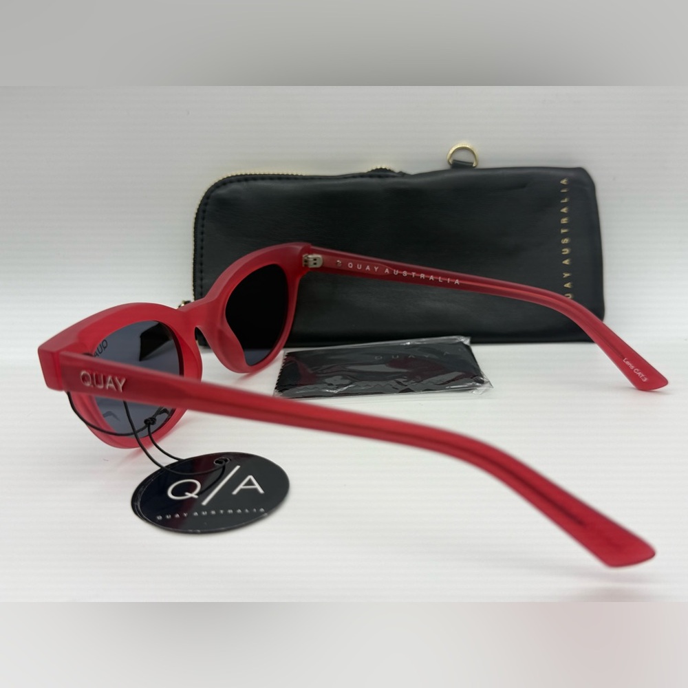 Quay Australia Red Frame Sunglasses - Picture 6 of 7